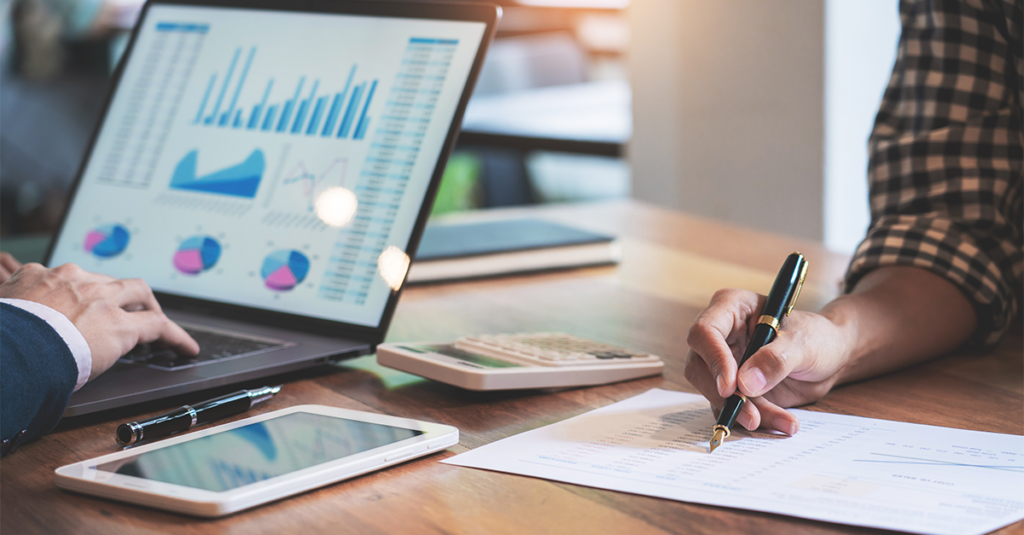WooCommerce specialist consultants working on analysis 